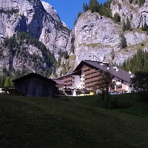 *** Hotel Principe Marmolada Italy