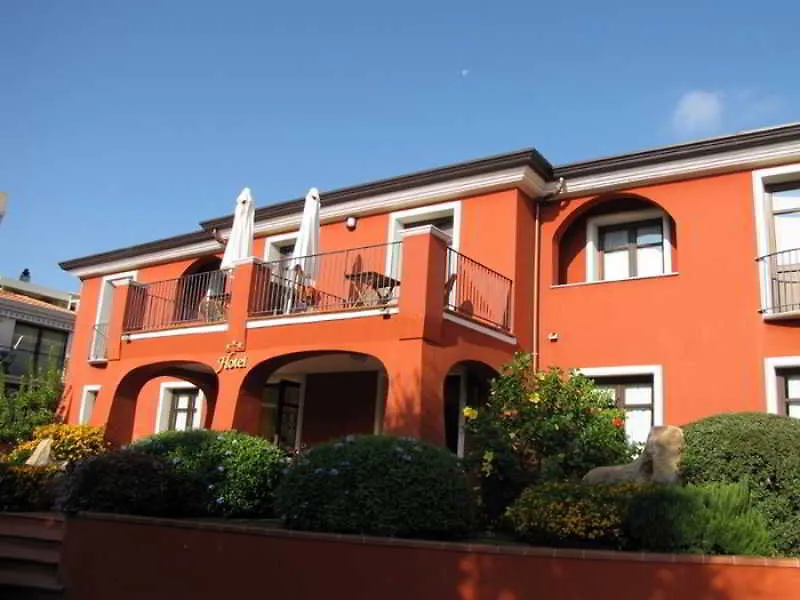 ***  Hotel Nicoletta サンタ・マリア・ナヴァーリス イタリア